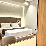 Riviera Boutique فندق