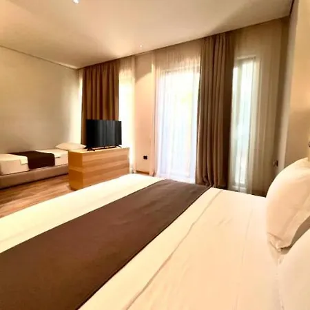 Pomo D'oro Vlorë
